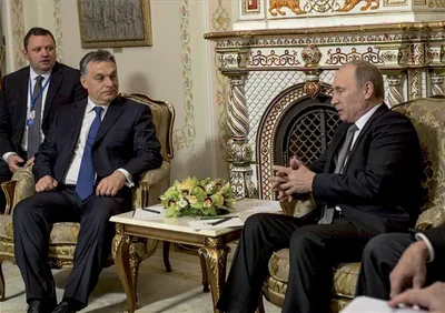 Moszkva: Vlagyimir Putyin elnök és Orbán Viktor miniszterelnök találkozója. A háttérben Keskeny Ernő. (2014. január)
